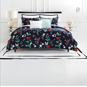 Kate Spade  hummingbird comforter set King Size